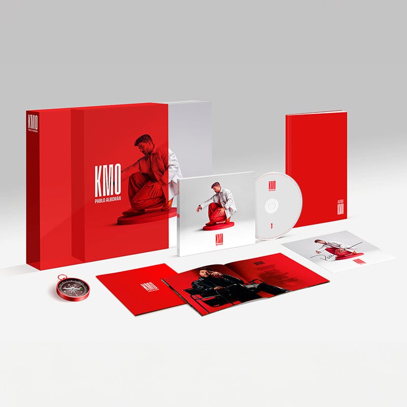 KM0 - BOX Deluxe: CD (Digipack) + Libreta + Brújula + Postal Firmada